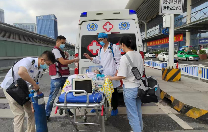 海伦市救护车出租公司