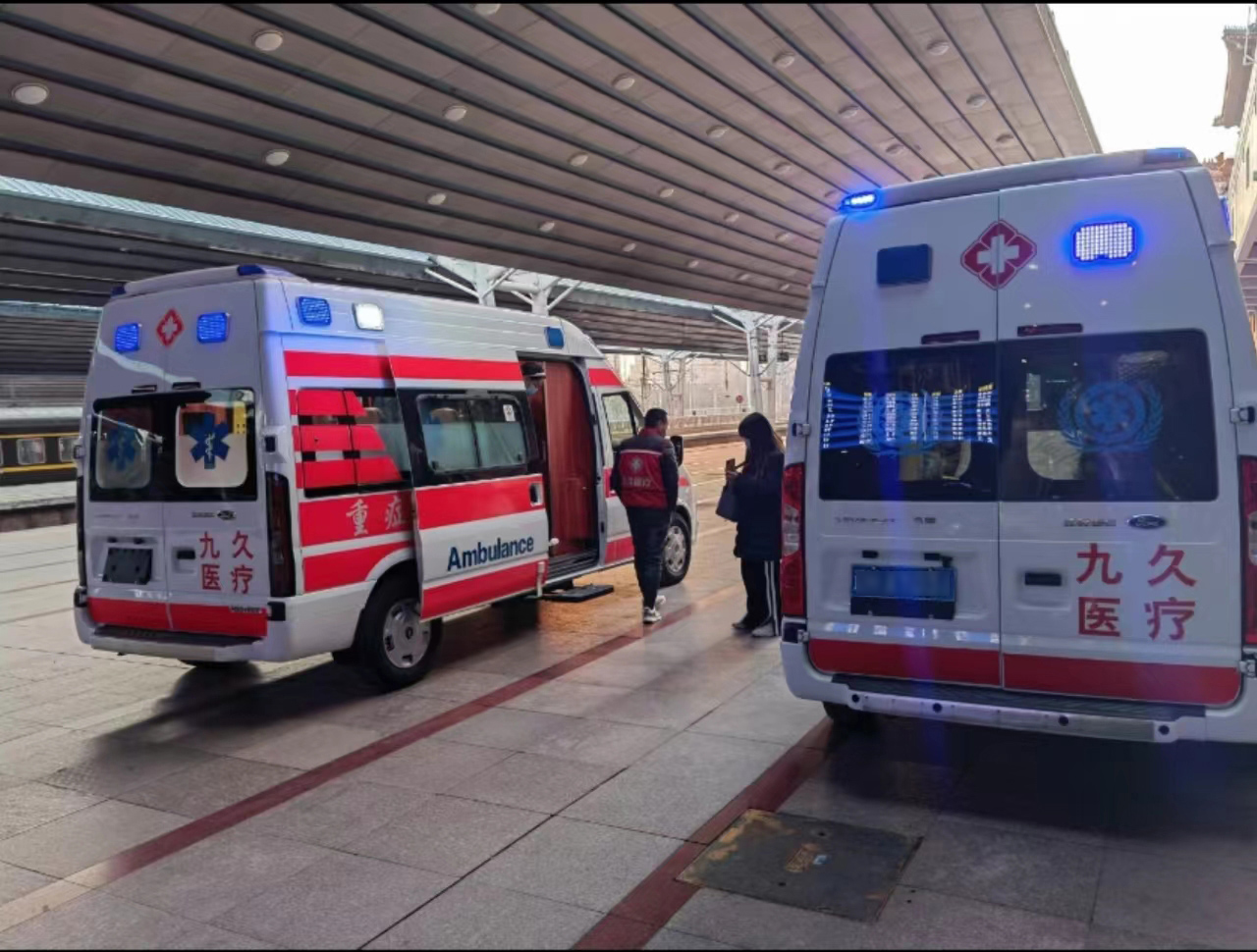 海伦市救护车长途转运